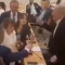 Γεωργία: Βουλευτής χτύπησε στο κεφάλι συνάδελφό της με μπουκάλι νερό