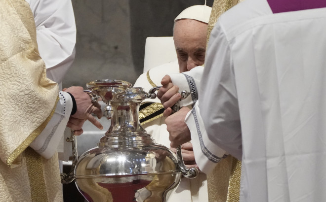 Ο πάπας Φραγκίσκος στις γυναικείες φυλακές της Ρώμης για την Τελετή του Νιπτήρος